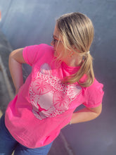 Load image into Gallery viewer, Hot Pink Cheetah Tee
