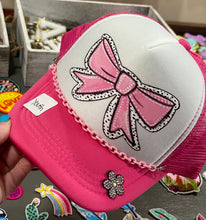 Load image into Gallery viewer, Youth Pink Bow Hat
